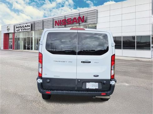 Used 2024 Ford Transit 350 XLT image 5