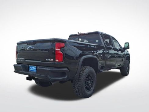 New 2026 Chevrolet Silverado 2500 ZR2 AWD/4WD image 3