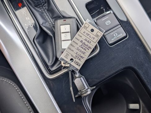 Used 2023 Mitsubishi Eclipse Cross SE image 36