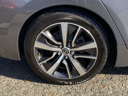 Used 2019 Nissan Maxima 3.5 SL w/ Floor Mat Group FWD image 7