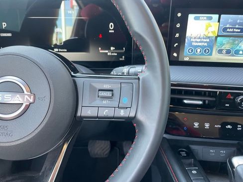 Used 2025 Nissan Kicks SR w/ Illumination Package image 14