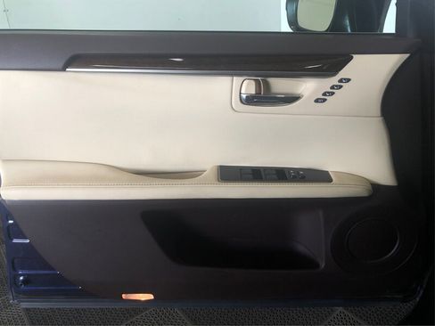 Used 2017 Lexus ES 350 w/ Luxury Package image 17