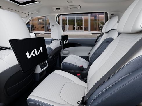 New 2026 Kia Carnival SX Prestige FWD image 18