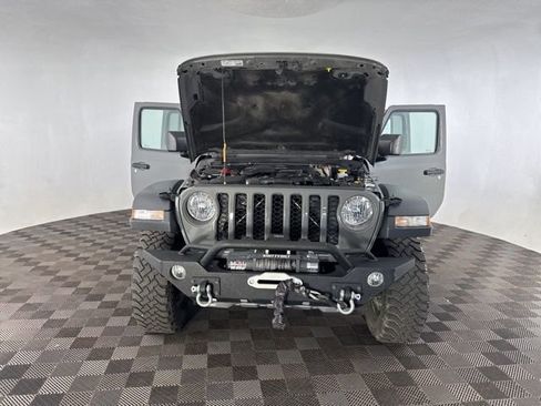 Used 2020 Jeep Gladiator Mojave w/ Trailer Tow Package image 16