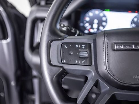 Used 2024 Land Rover Defender 130 X-Dynamic SE AWD/4WD image 38