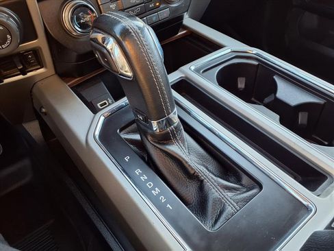 Used 2017 Ford F150 Lariat w/ Equipment Group 502A Luxury image 17