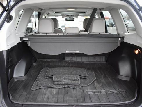 Used 2015 Subaru Forester 2.5i Touring w/ Eyesight & Navigation System image 36