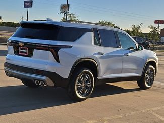 New 2026 Chevrolet Traverse LT FWD video 2