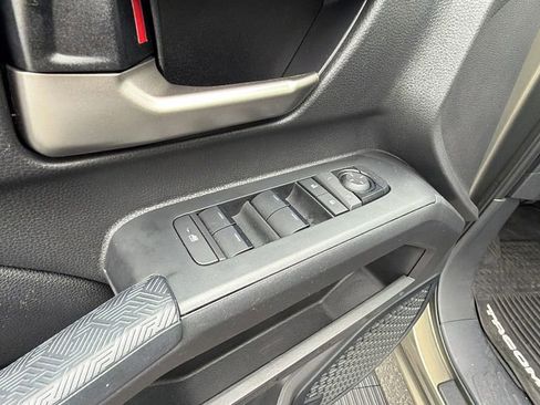Used 2024 Toyota Tacoma TRD Sport w/ TRD Sport Upgrade Package AWD/4WD image 20