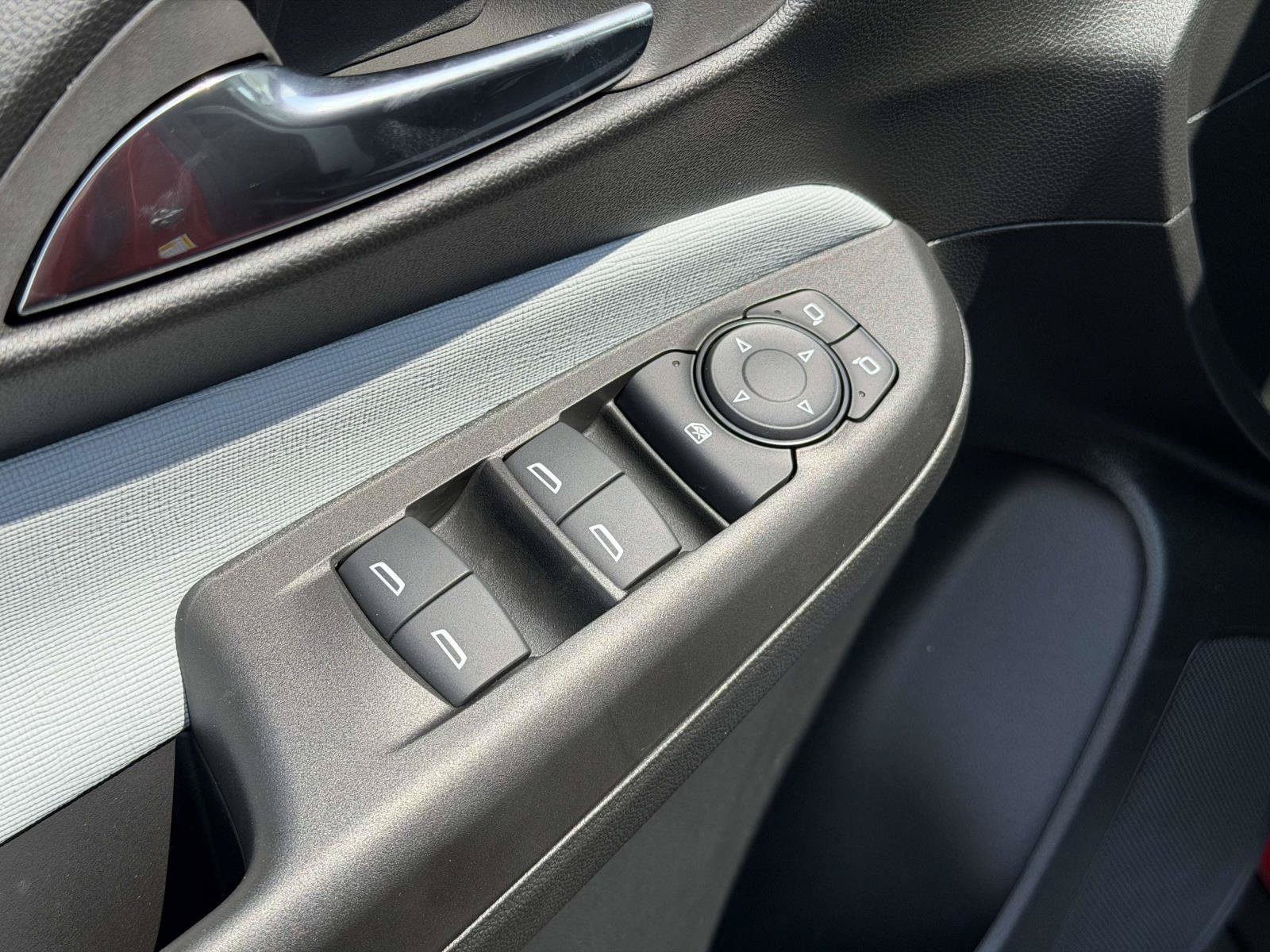New 2026 Buick Envista Sport Touring w/ Advanced Safety Package FWD image 7