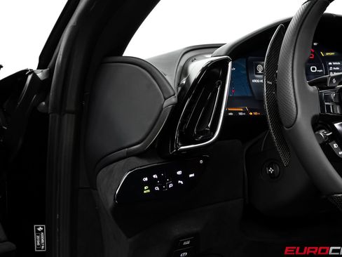 Used 2026 Ferrari Roma Spider RWD image 30