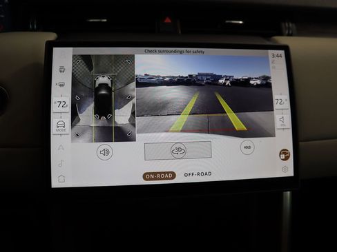 Certified 2024 Land Rover Discovery Sport S image 15