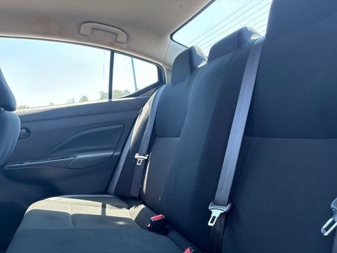Used 2025 Nissan Versa S FWD image 27