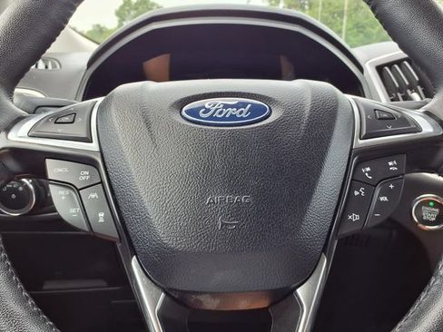 Used 2024 Ford Edge SEL AWD/4WD image 17