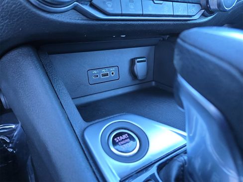 Used 2022 Nissan Sentra SV w/ All-Weather Package image 27