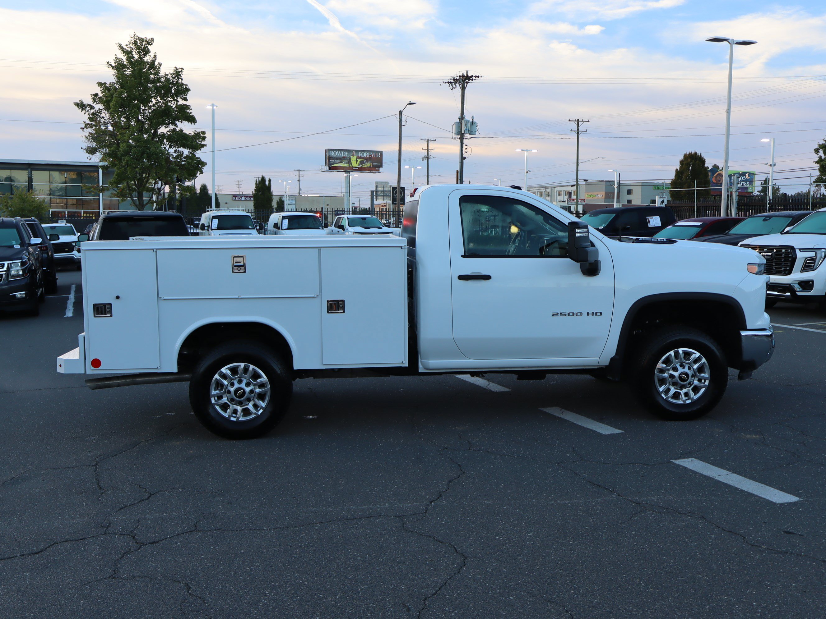 Used 2025 Chevrolet Silverado 2500 W/T w/ WT Convenience Package AWD/4WD image 12