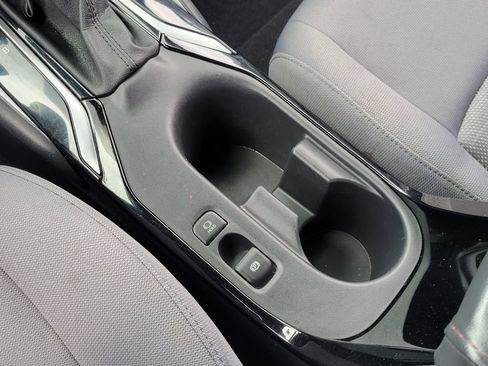 Used 2023 Toyota Corolla SE w/ SE Premium Package FWD image 14