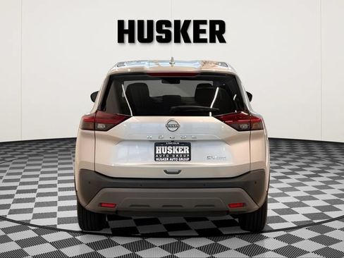 Used 2023 Nissan Rogue SV AWD/4WD image 6