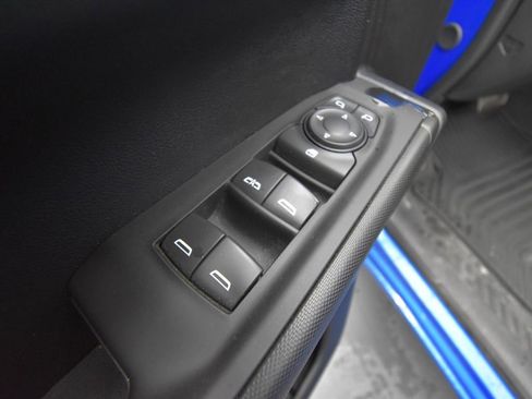 Used 2025 Chevrolet Silverado 1500 Custom image 15