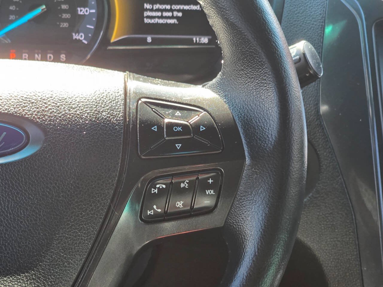Used 2017 Ford Explorer XLT w/ Equipment Group 202A FWD image 14