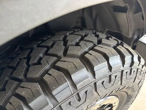 Used 2021 Ford Bronco First Edition AWD/4WD image 26