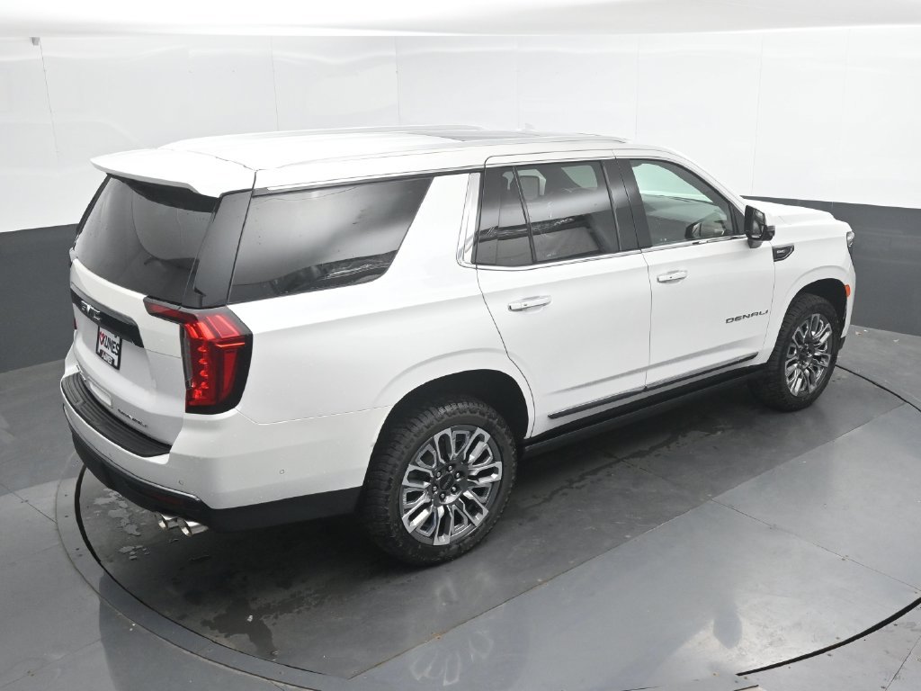 Used 2023 GMC Yukon Denali Ultimate AWD/4WD image 31