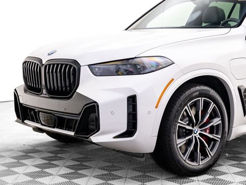 New 2026 BMW X5 xDrive50e w/ Executive Package image 41