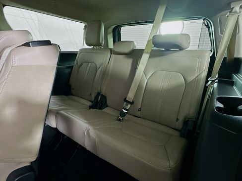 Used 2024 Ford Expedition Max Limited image 30