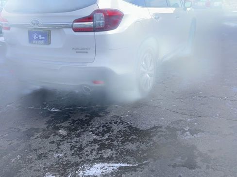 Used 2019 Subaru Ascent Touring w/ Popular Package #2A image 4