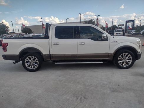 Used 2015 Ford F150 Lariat w/ Equipment Group 502A Luxury image 8