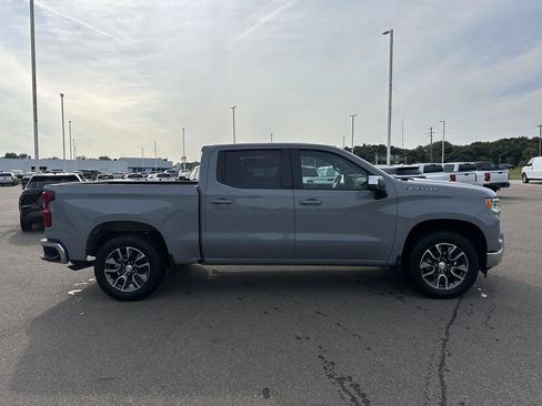 Used 2024 Chevrolet Silverado 1500 LT AWD/4WD image 11