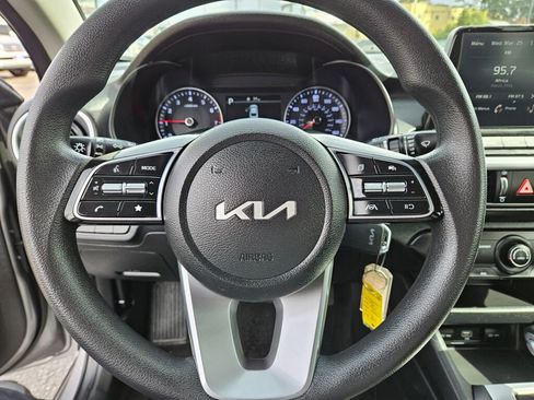 Used 2023 Kia Forte LXS FWD image 16