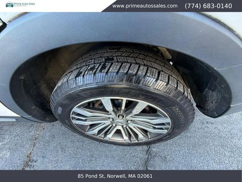Used 2017 Ford Explorer Platinum AWD/4WD image 24
