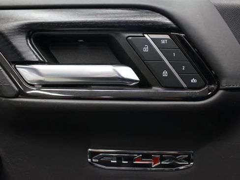 Used 2023 GMC Sierra 1500 AT4X AWD/4WD image 41