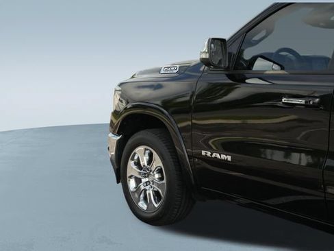 Used 2022 RAM 1500 Laramie AWD/4WD image 40