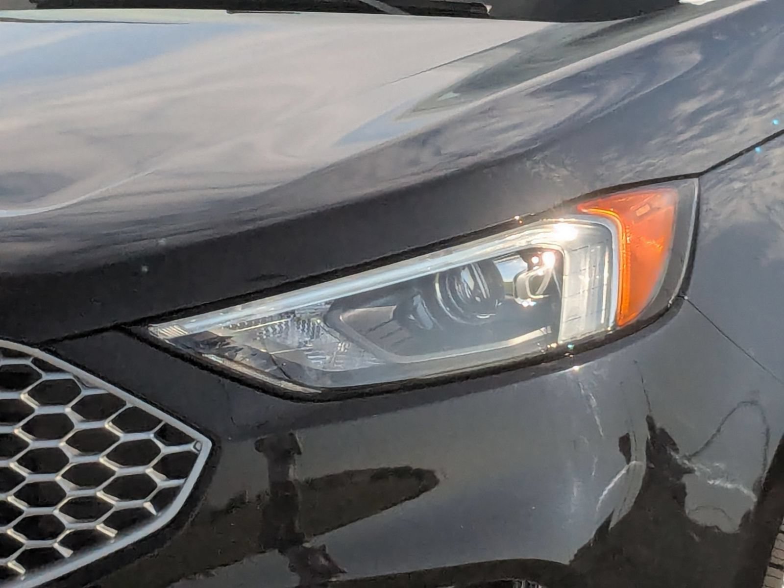 Used 2023 Ford Edge SEL w/ Convenience Package AWD/4WD image 9