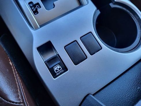 Used 2023 Toyota 4Runner Limited image 25