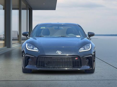 Used 2023 Toyota GR86 Premium RWD image 9