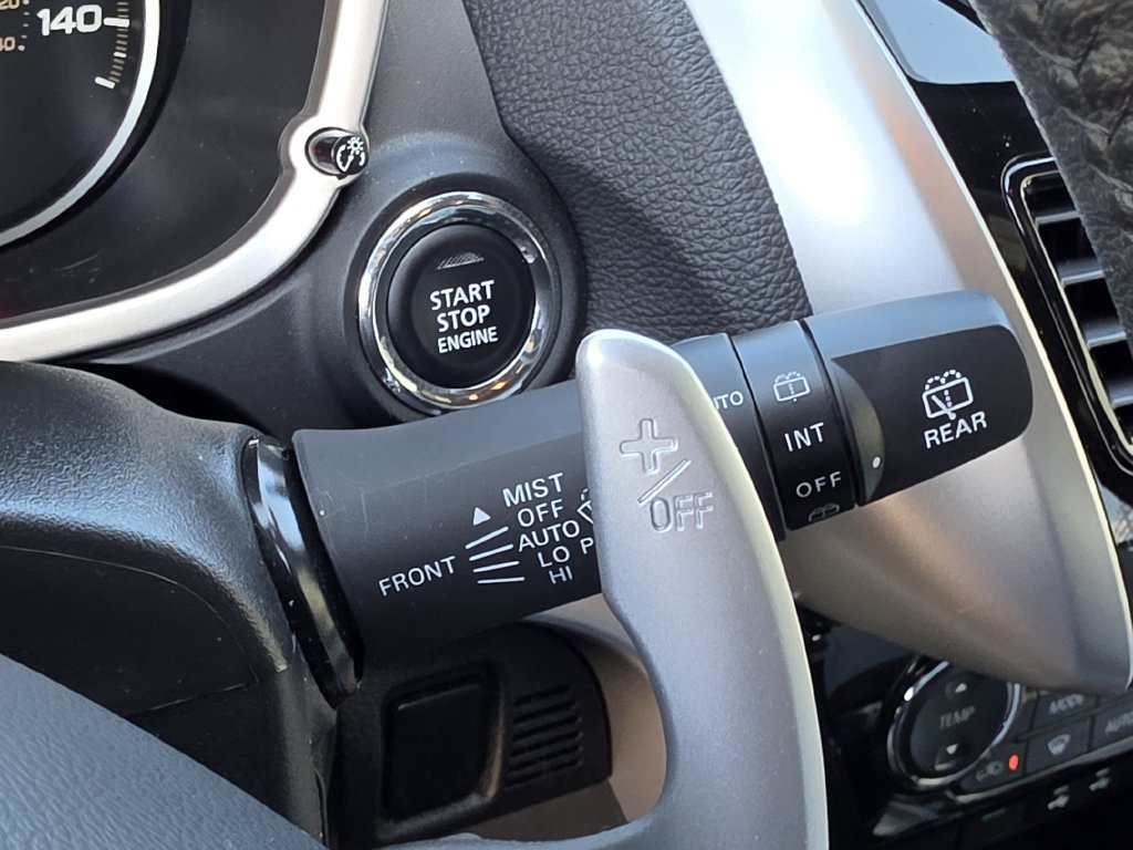 Used 2025 Mitsubishi Eclipse Cross SEL AWD/4WD image 23