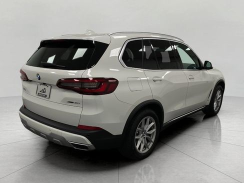 Certified 2022 BMW X5 xDrive40i image 3