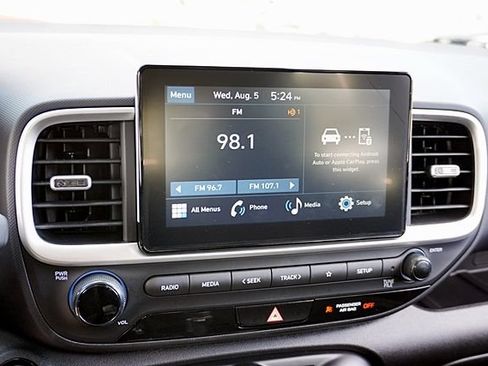 Certified 2026 Hyundai Venue SEL FWD image 24
