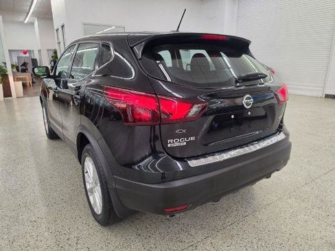 Used 2018 Nissan Rogue Sport S w/ S Appearance Package AWD/4WD image 6
