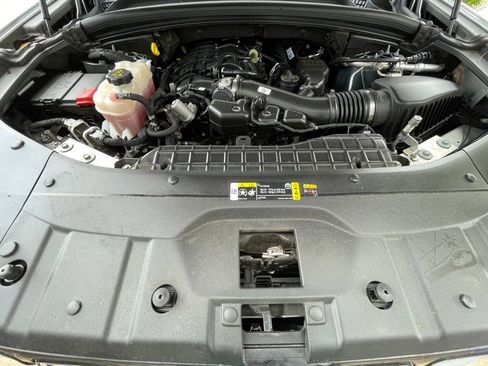 Used 2024 Jeep Grand Cherokee L Limited w/ Luxury Tech Group II image 31