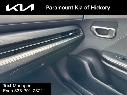 Used 2025 Kia K4 FWD image 26