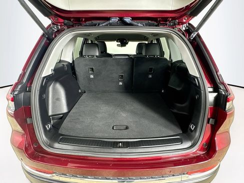 Certified 2023 Jeep Grand Cherokee Limited w/ Trailer Tow Prep Group (B) image 24