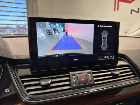 Used 2021 Audi Q5 2.0T Premium image 23