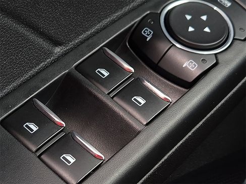 Used 2023 Ford Escape ST-Line image 16