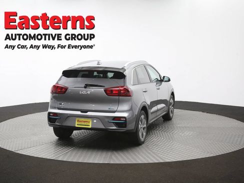 Used 2022 Kia Niro EX FWD image 40
