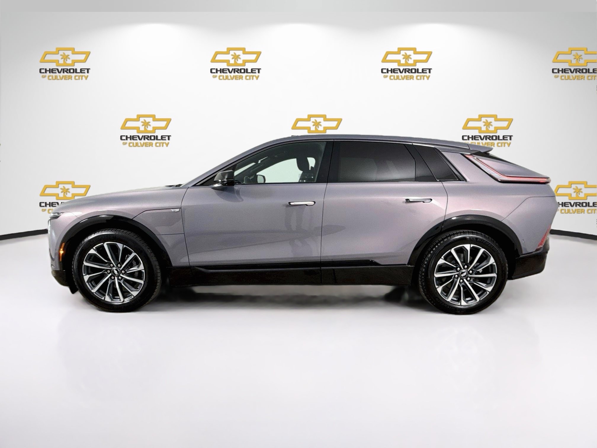 Used 2024 Cadillac Lyriq Sport w/ LPO, Floor Liner Package RWD image 5