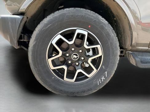 New 2026 Ford Bronco Outer Banks AWD/4WD image 19